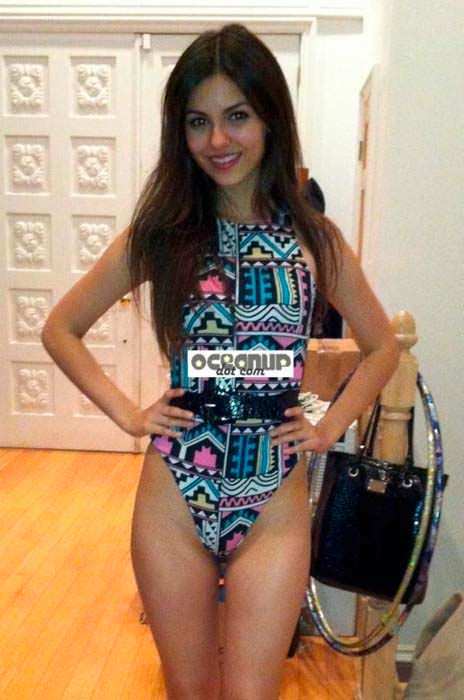 victoria justice naked (33)