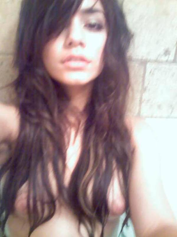 vanessa hudgens naked (24)